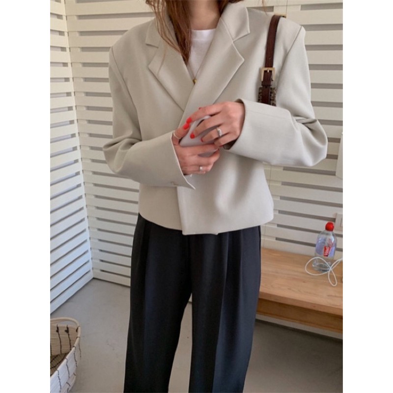 (Hàng có sẵn ) Áo Blazer cao cấp ngắn trẻ trung (có ảnh chụp thật) | BigBuy360 - bigbuy360.vn
