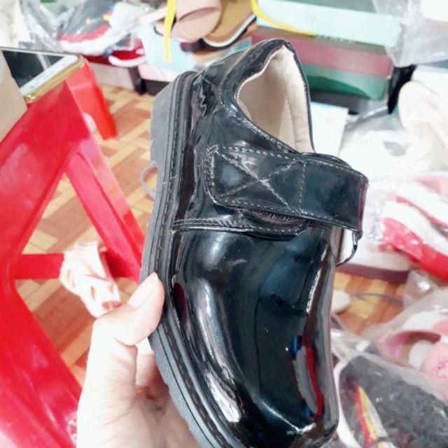 Giày bé sz 26, 33
