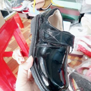 Giày bé sz 26, 33