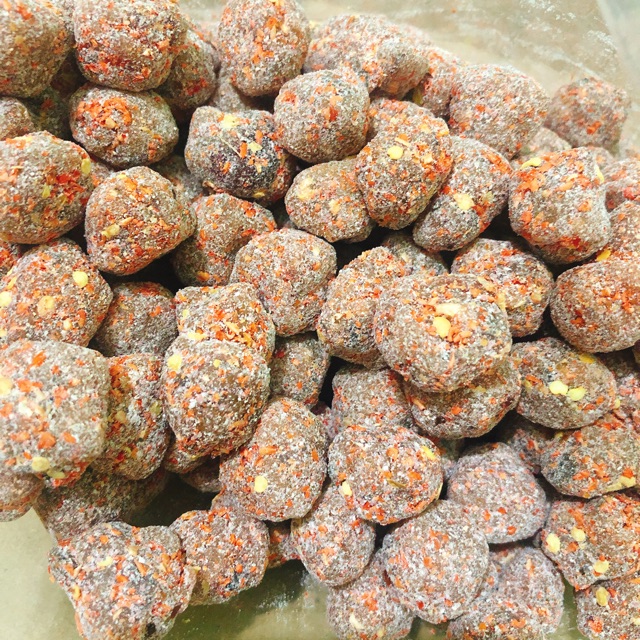 ME XÍ MỤI CHÙM RUỘT