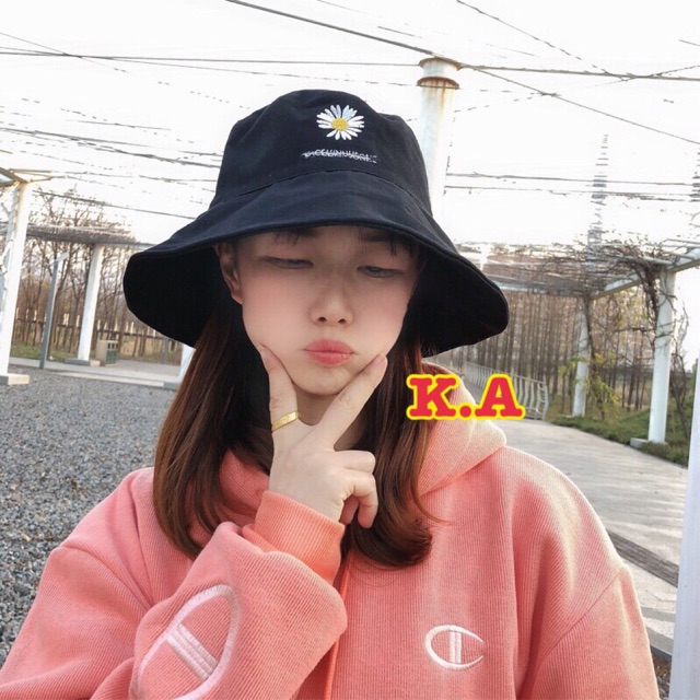 Mũ hoa cúc vành tròn