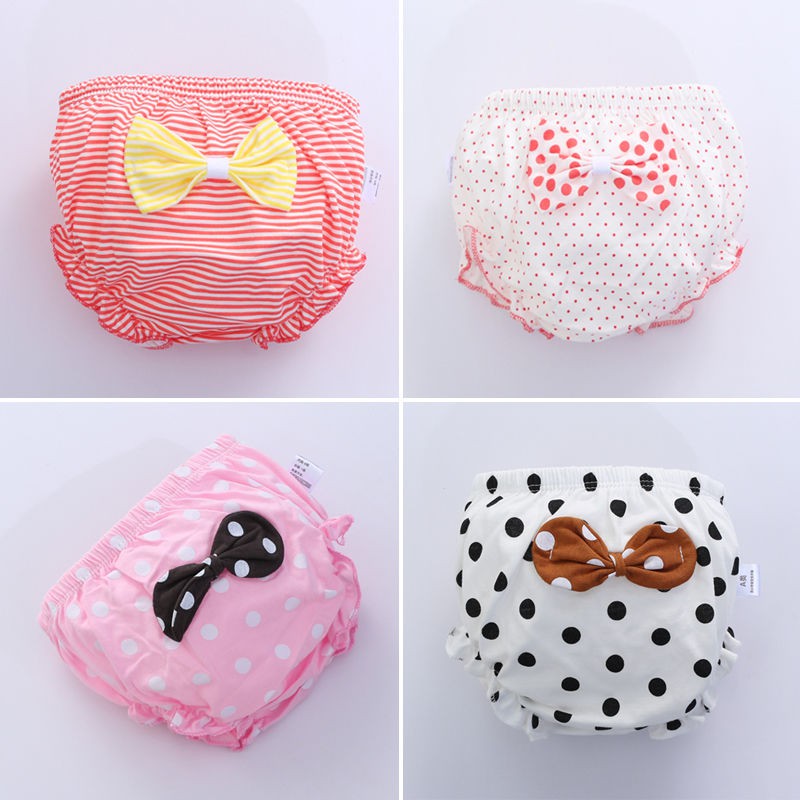 Bộ 4 quần lót cotton xinh xắn đáng yêu cho bé gái/ bé trai từ 1-3 tuổi