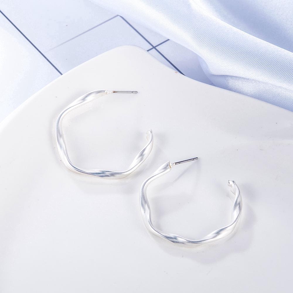 [Mã FAMAYFA giảm 10K đơn 50K] COD 1pair Hoa tai dạng vòng thời trang dành cho nữ