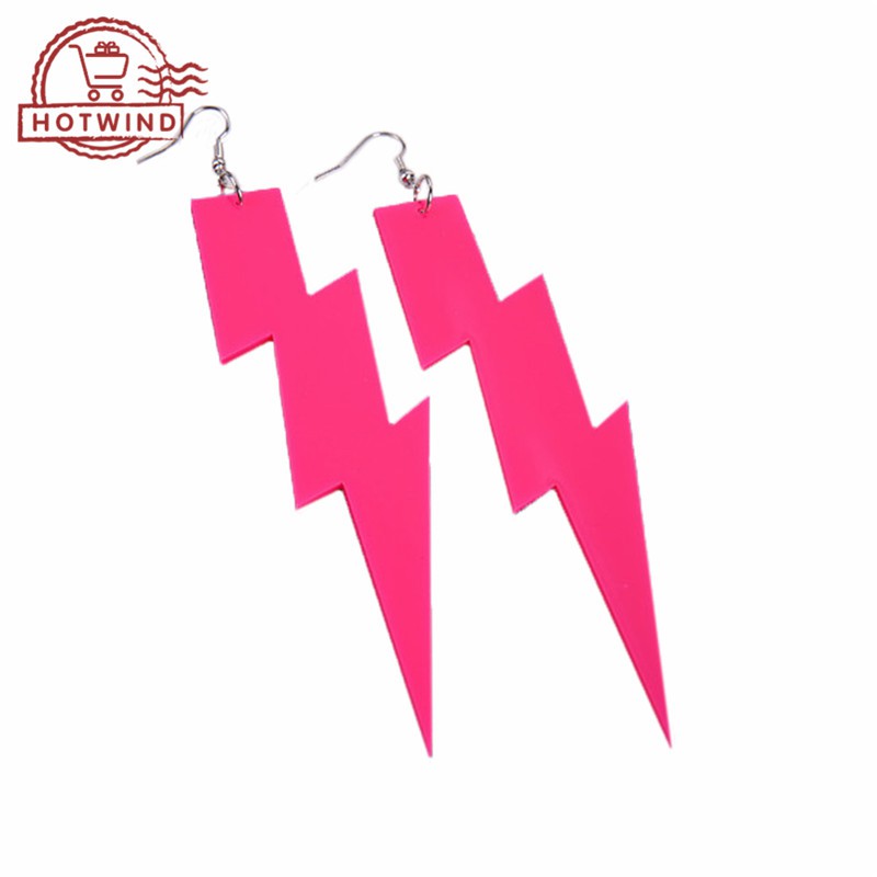 Khuyên tai dạ quang sáng tạo