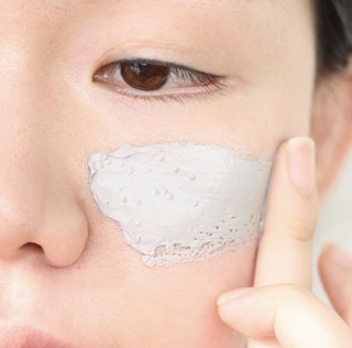 Mặt nạ đất sét tro núi lửa Innisfree Super Volcanic Pore Clay Mask 2X