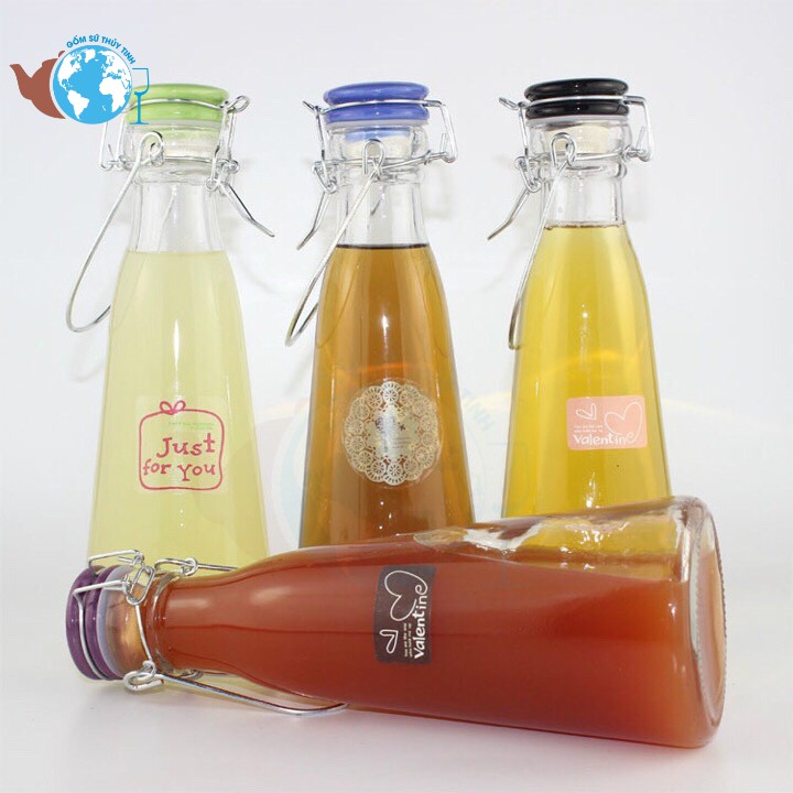 Chai Thủy Tinh Tam Giác Nắp Gài Bằng Sứ có quai xách tiện lợi đựng nước trái cây nước ép 500ml