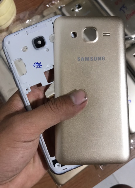 Bộ Vỏ + Sườn Samsung Galaxy J500 ( J5 2015 ) Hàng Cao Cấp