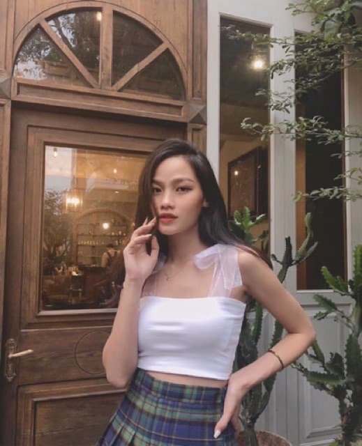 (Ảnh thật) Áo kiểu croptop 2 dây buộc vai (đen/trắng)