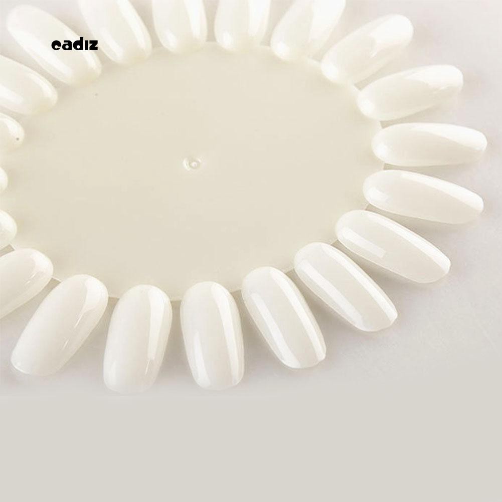 10 Miếng móng tay giả bằng nhựa