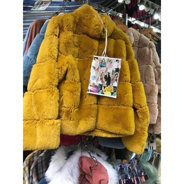 Áo khoác lông sẵn