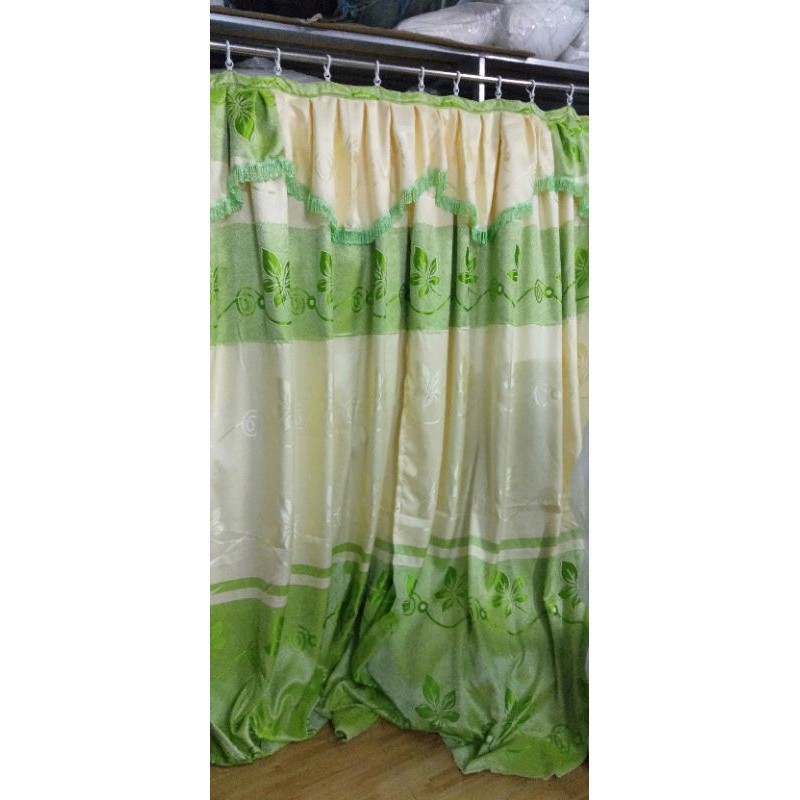 Rèm treo cửa gấm bóng xanh cốm(2m*2m)