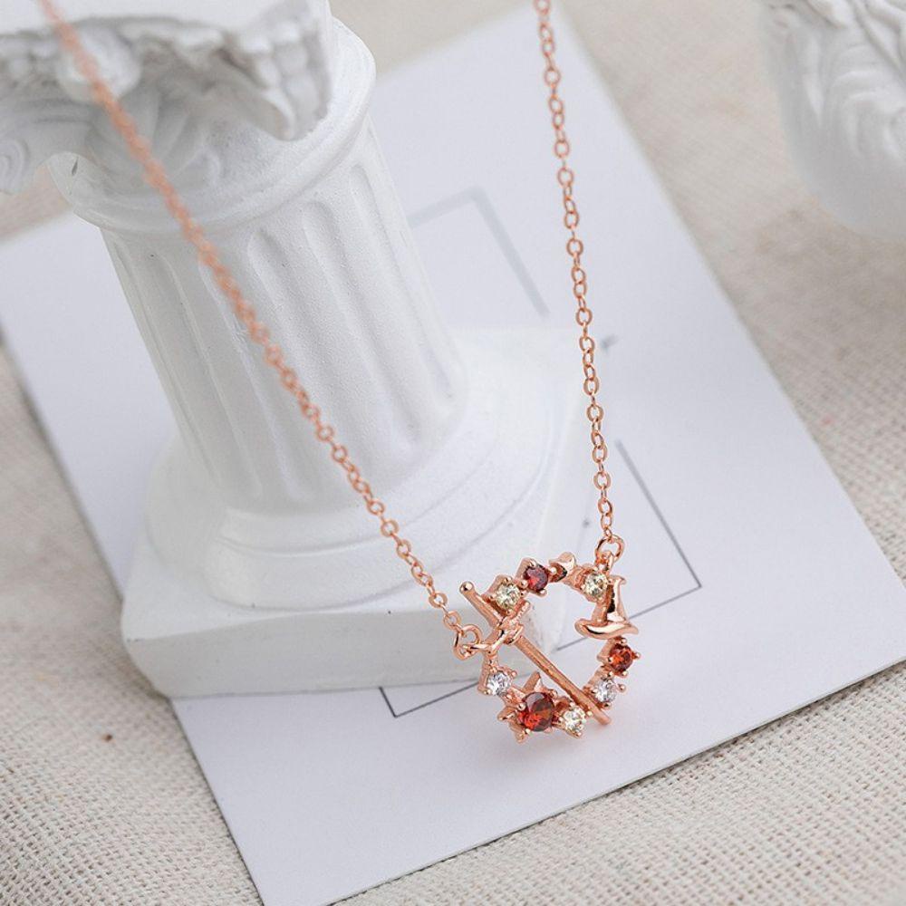 Vòng cổ Mặt Nón Phân Loại Thời Trang