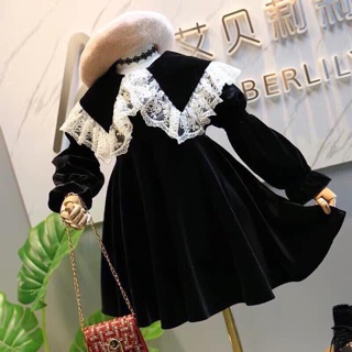VÁY NHUNG CỔ REN BÉ GÁI