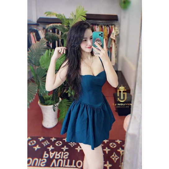 Đầm nhún hai dây
