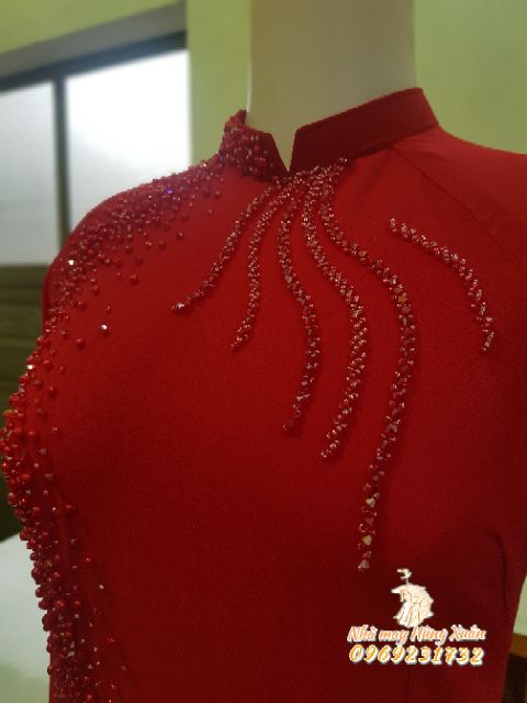 Áo dài đính đá đẹp độc lạ