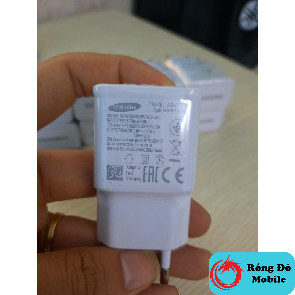 Củ sạc nhanh dùng cho điện thoại Samsung S10 có hiện tia sét hỗ trợ sạc nhanh tương thích với mọi điện thoại Android