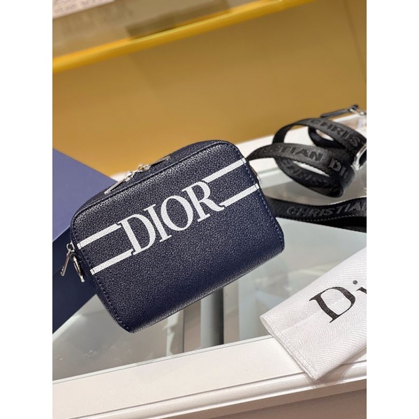 Túi đeo chéo D.IOR BAG