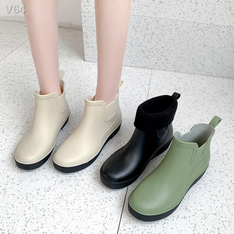 ❈Giày đi mưa nữ ống ngắn mới nước xu hướng thời trang mềm mại và thoải mái khử mùi cao su chống trượt với đáy có gân