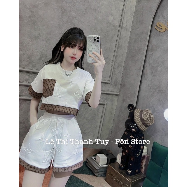 Sét bộ thời trang nữ mặc đi chơi chất bố hàng y shop crotop in nổi phối viền nâu mix quần đùi