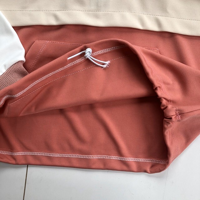 Bộ thể thao màu Hồng phối màu chất liệu umi đẹp | BigBuy360 - bigbuy360.vn