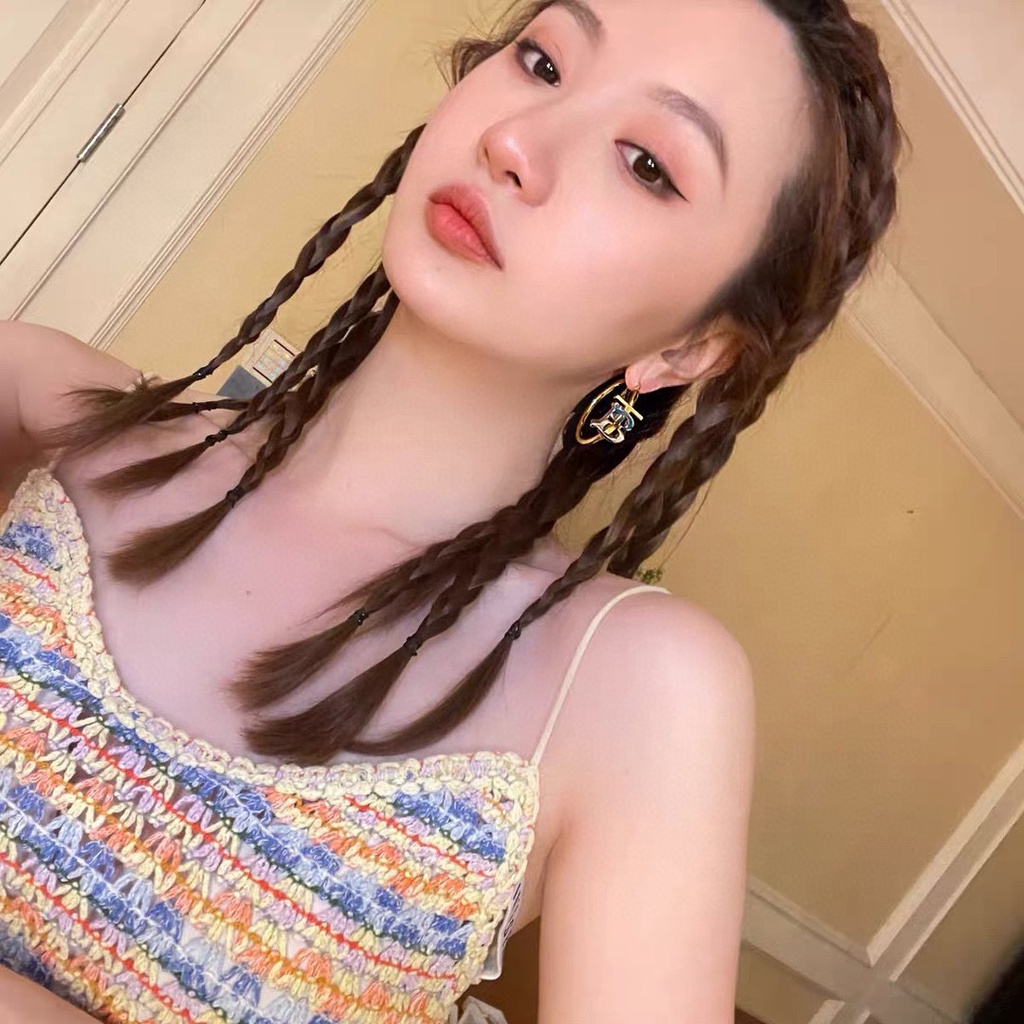 BURBERRY Bông Tai Chữ B Bằng Thép Titan Thời Trang