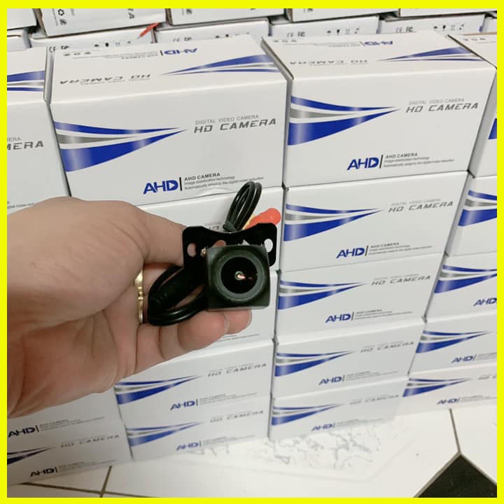 Camera lùi AHD lắp cho xe hơi