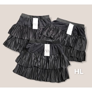 Chân váy dập li 2 tầng xinh xắn