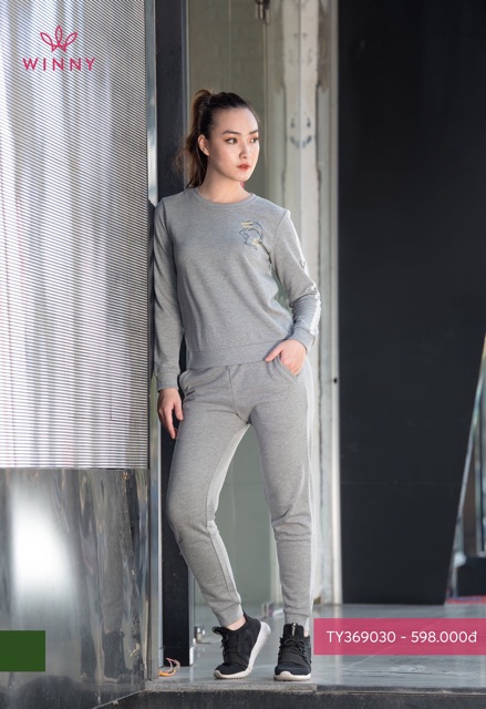 Bộ đồ nỉ của winny 618k