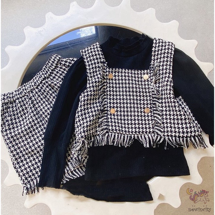 Bộ áo sát nách + quần short kẻ sọc phối tua rua thời trang thu đông cho bé gái