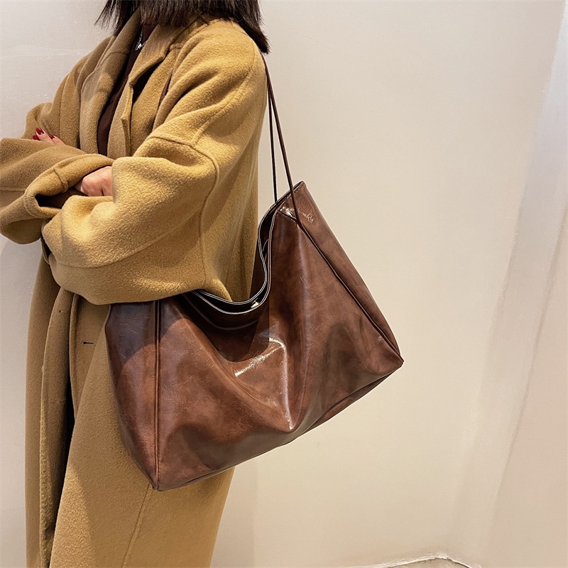 Túi Tote đeo vai cỡ lớn mềm mại thời trang mùa thu cho nữ 2021