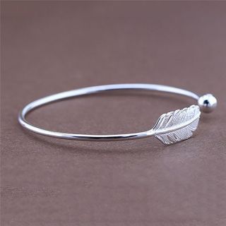 Combo Lắc và nhẫn lông vũ