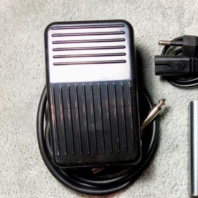Công Tắc Bàn Đạp Nguồn Ổn Áp Máy PEN Phun Xăm
