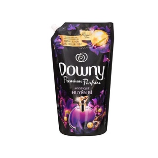 Nước Xả Vải Downy Đen Huyền Bí túi 1,35L