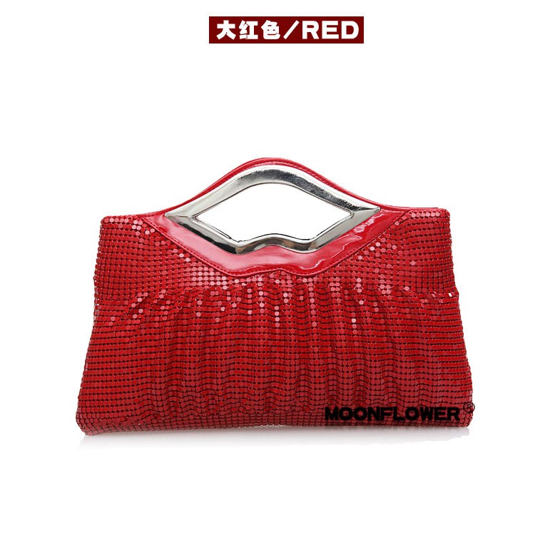 Clutch đi tiệc