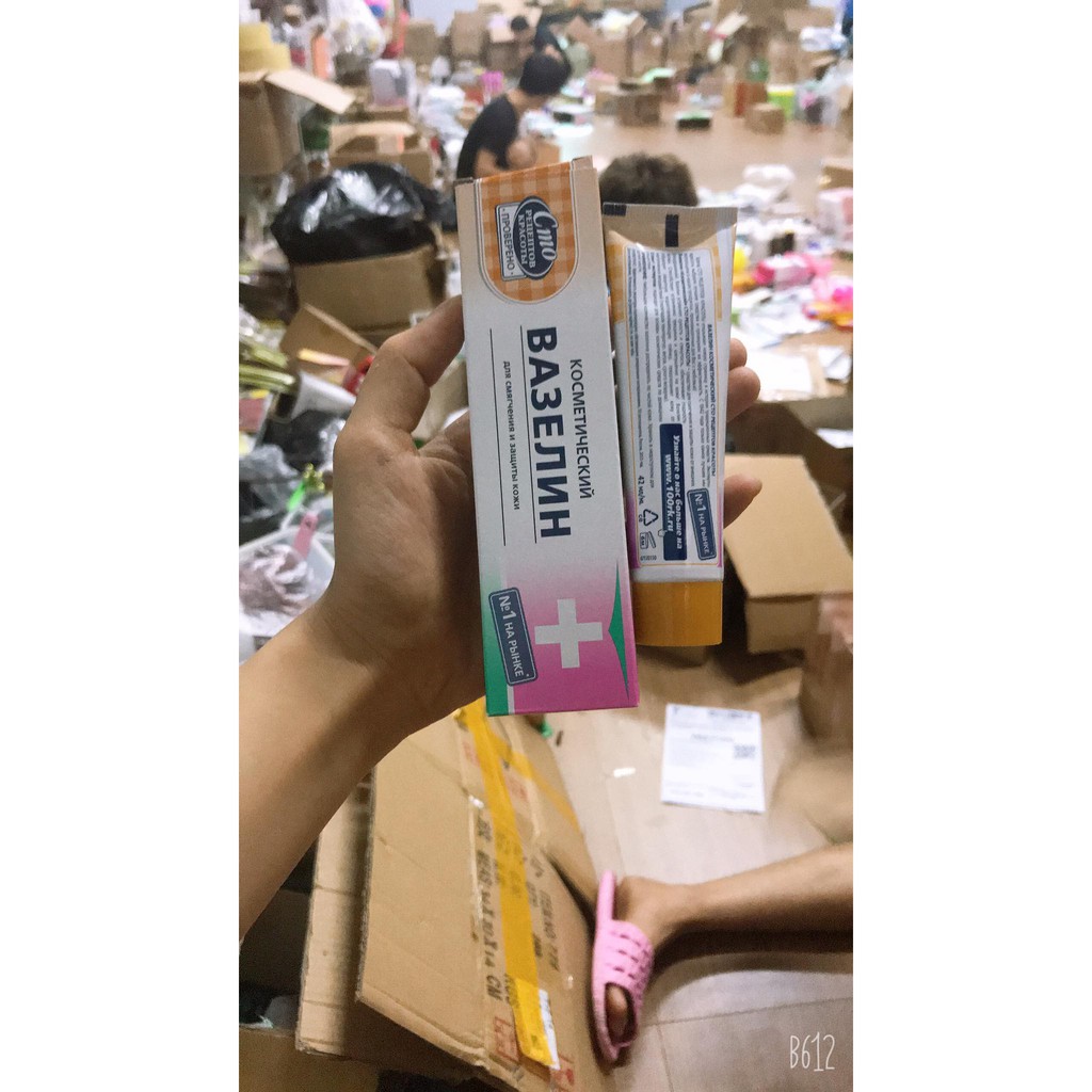 Kem nẻ Vaseline CMO Nga | BigBuy360 - bigbuy360.vn