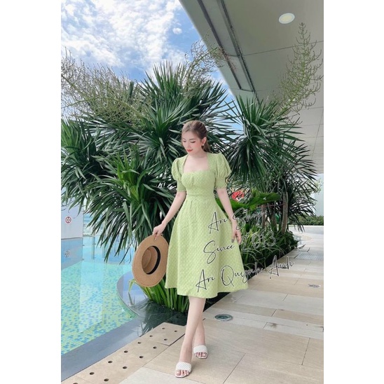 Đầm xòe tay phồng cổ lục giác