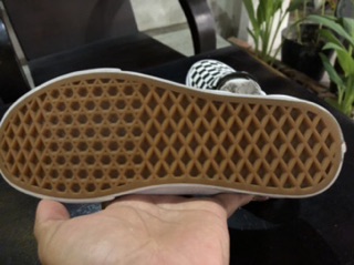 Vans checker board