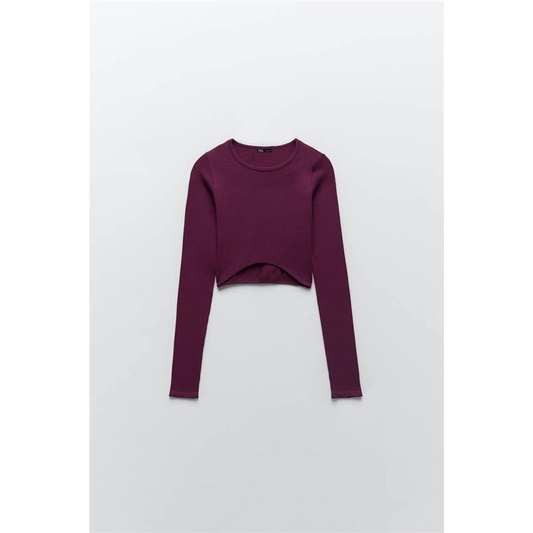 Áo croptop len tăm zara  auth