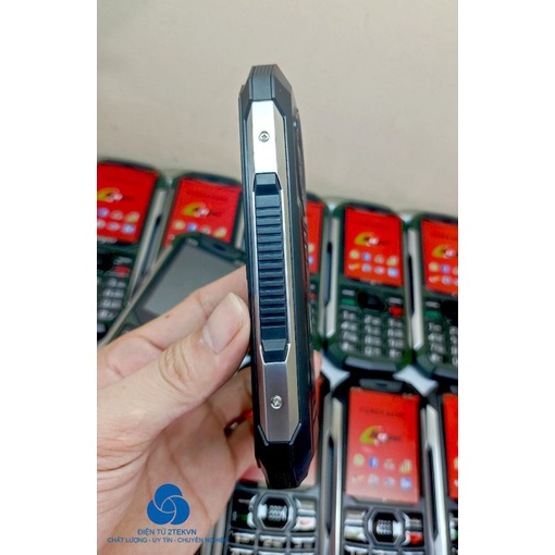 Điện thoại 4 sim Hope K28 Kiểu dáng quân đội mạnh mẽ, pin khủng, loa to thay đổi giọng nói-bh 12 tháng