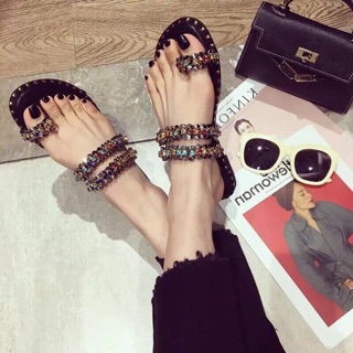 Dép xỏ ngón đính đá 7 màu