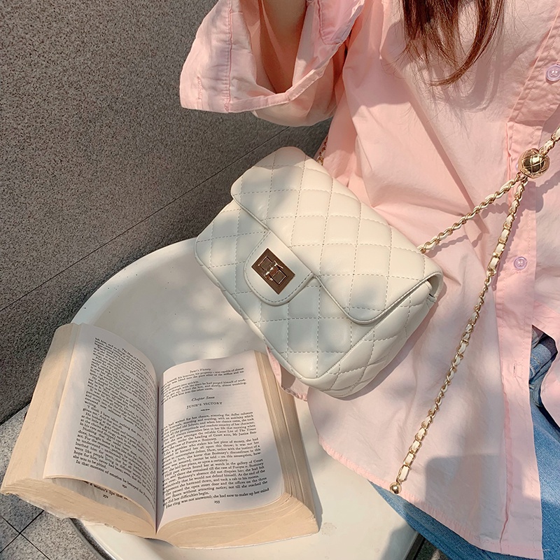 Túi Đeo Chéo Dây Xích Hình Thoi Nhỏ Màu Vàng Thời Trang Cho Nữ