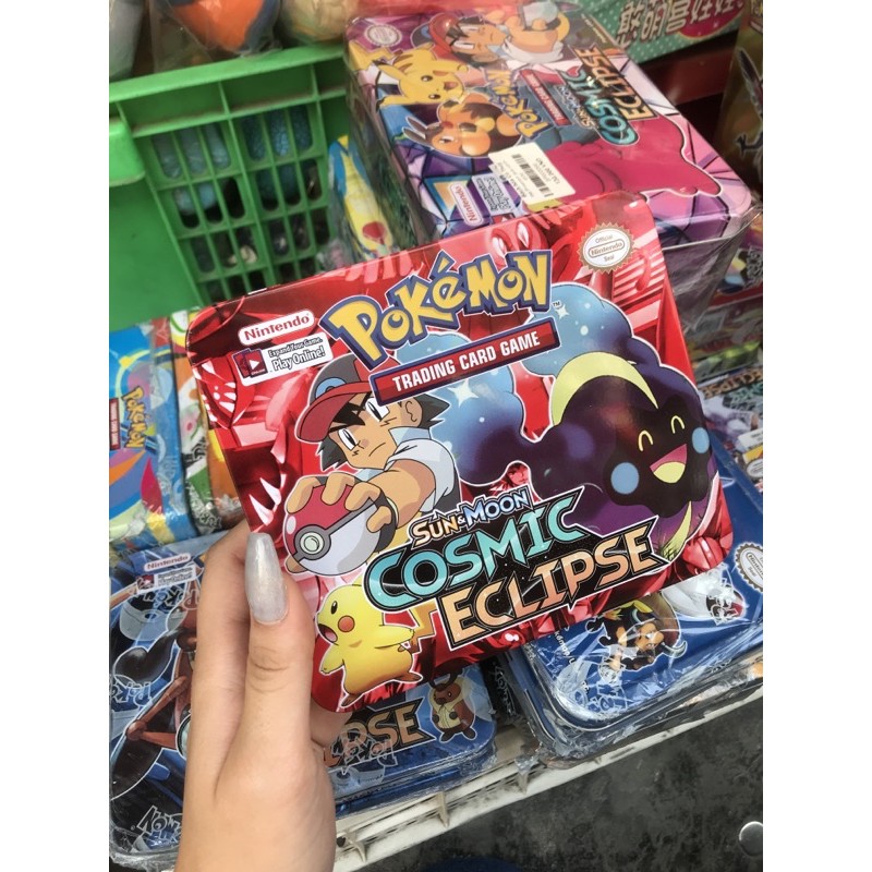 HỘP SẮT 75 THẺ BÀI POKEMON