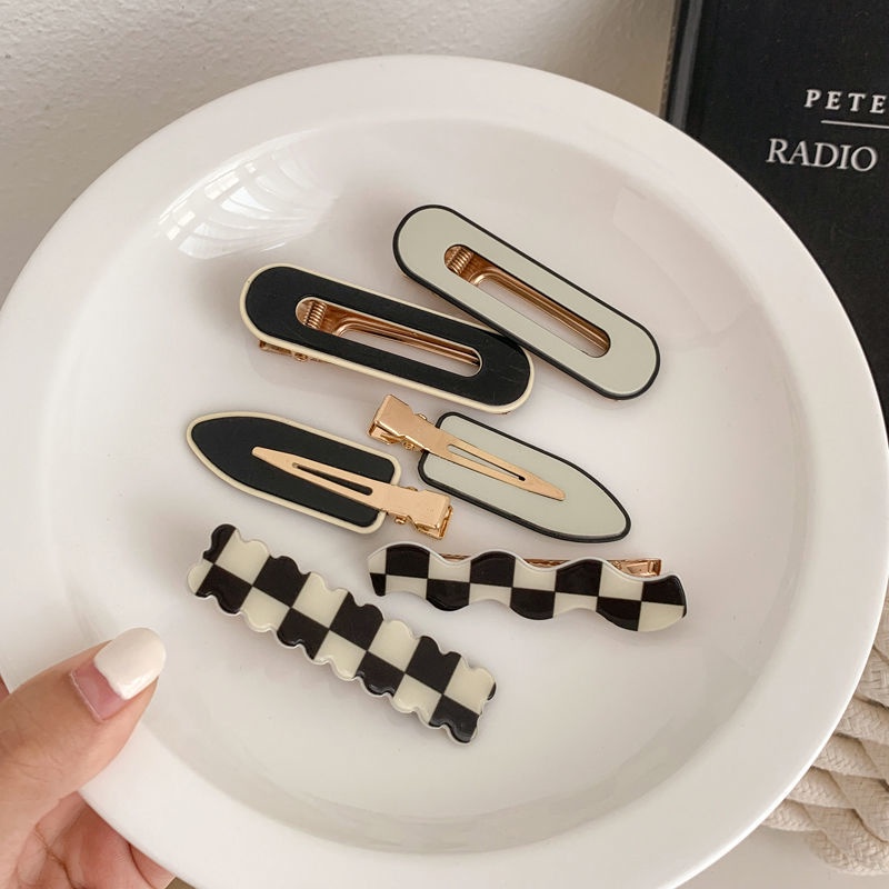 Kẹp tóc in họa tiết caro thời trang cổ điển