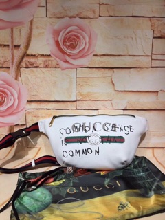 Túi gucci chéo