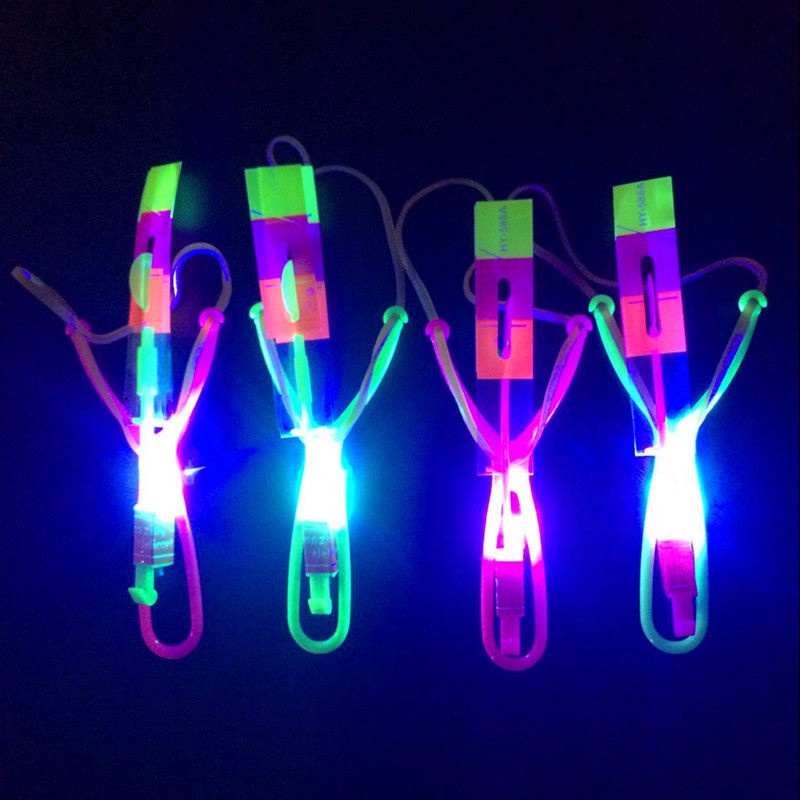 Máy Bay Xoay Có Đèn LED