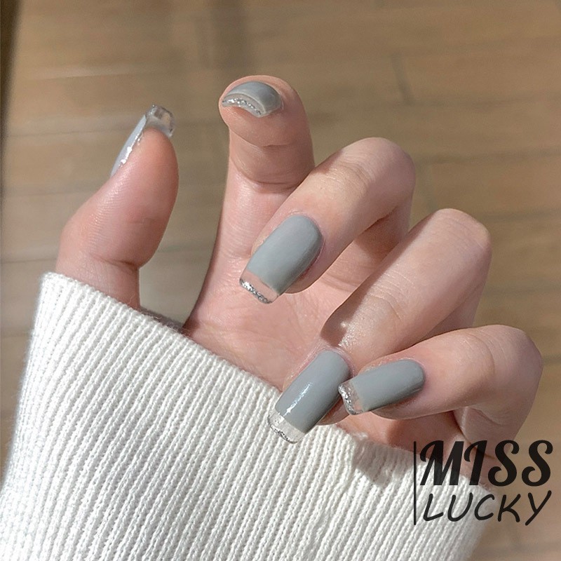 Set 24 Móng Tay Giả Kèm Keo Dán Màu Xám Phong Cách Pháp Cho Nữ
