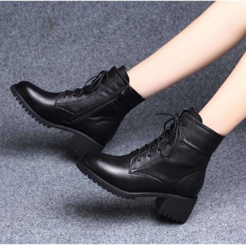 Bốt Nữ Mẫu Mới Chất Liệu Da Cao Cấp Đế Độn 5cm Tăng Chiều Cao | BigBuy360 - bigbuy360.vn