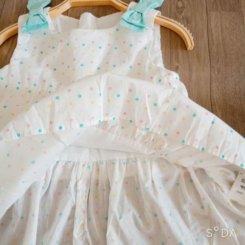 Váy bé gái chấm bi