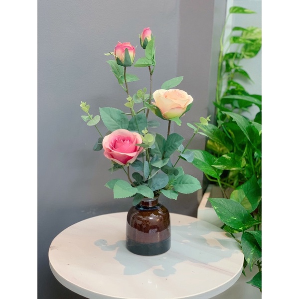 Hoa giả hoa lụa- Lọ hoa hồng trang trí cắm sẵngiống thật 99%