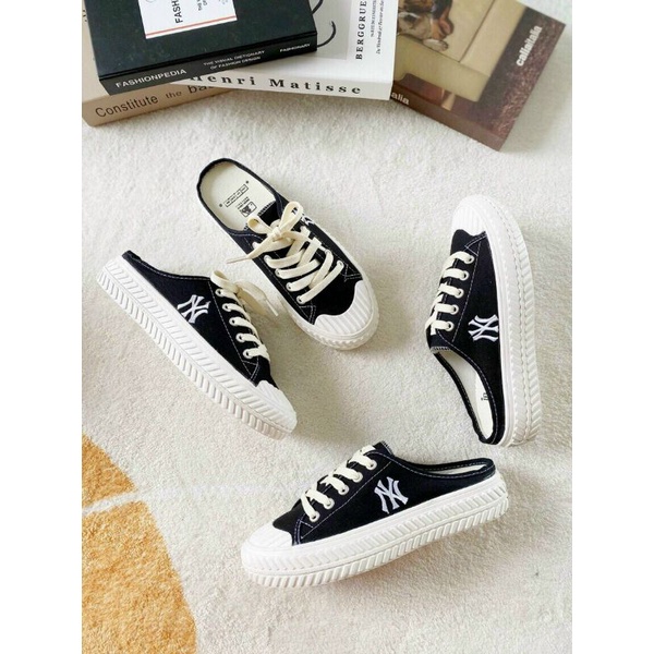 Về lại Sục NY diện hè! Logo thêu xịn xò.giá siêu tốt  Size : 35-39..240